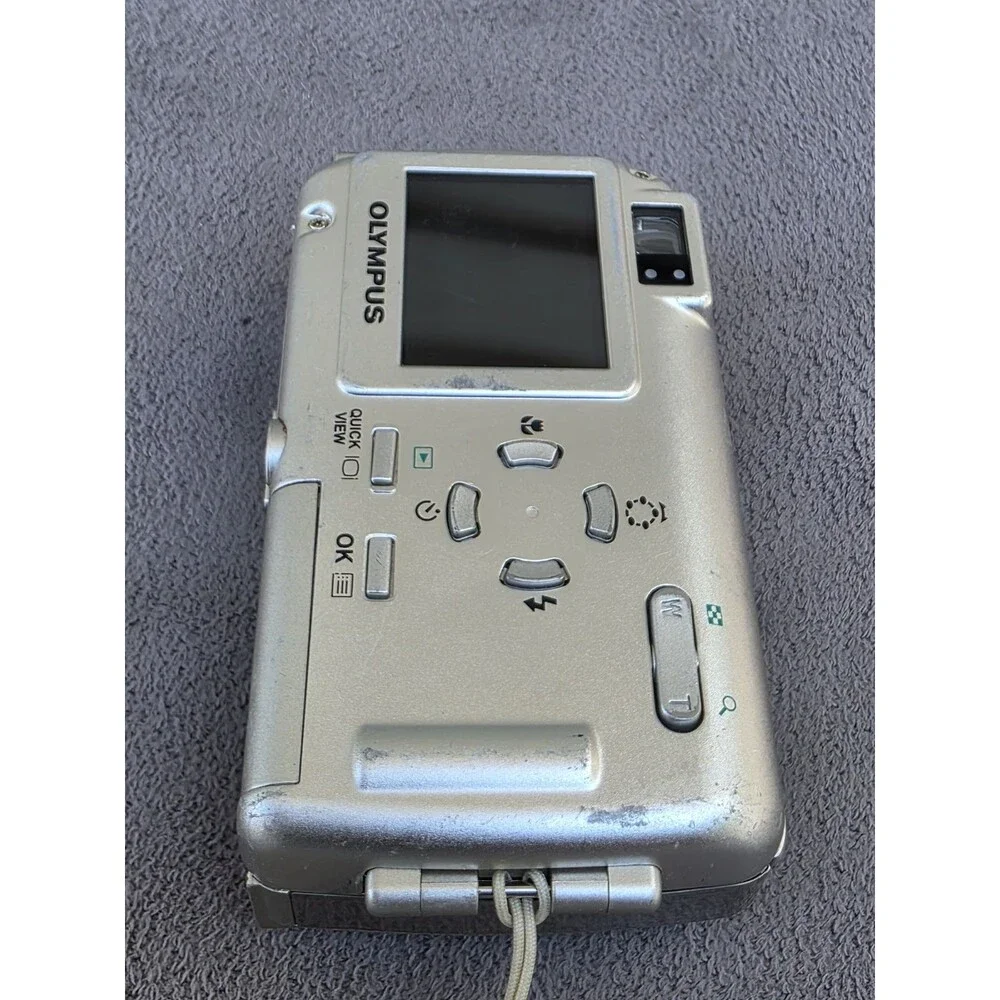 Olympus Stylus 400 Digital Camera W/ Battery& Memory Card, No Charger